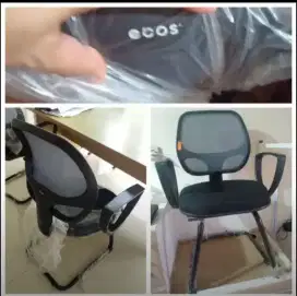 Jual murah kursi kantor ada 8 kursi sesuai di foto,2.660.000 bisa nego