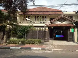 Di Jual Rumah Bagus Di Bintaro Sektor 3. IH