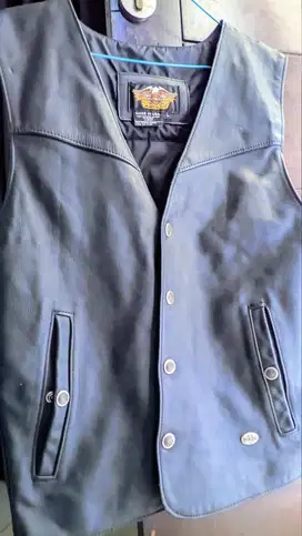 Vest Biker Harley Davidson Original – Kulit Asli, Langka!