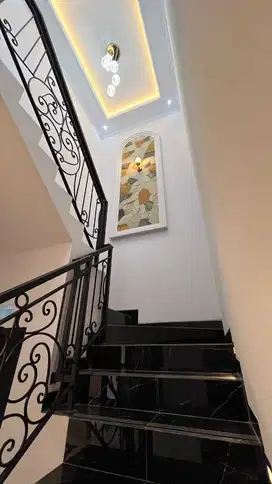 Rumah mewah di lenteng agung
