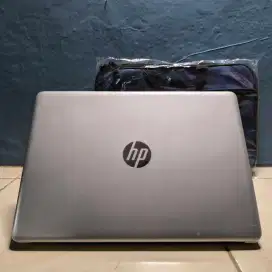 Laptop HP 240 G7 – Siap Tampil Gaya & Siap Pakai