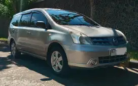 NISSAN GRAND LIVINA XV 1.5