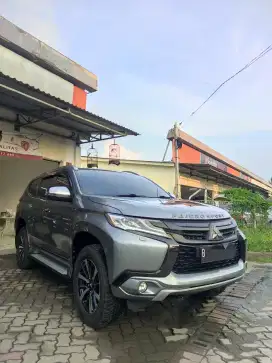 Mitdubishi Pajero Sport Dakar 4x2 AT 2016 CBU TERAWAT