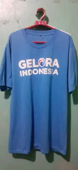 Kaos lengen pendek pria dewasa