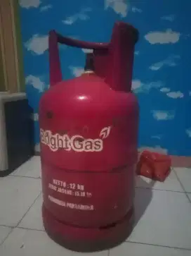 Saya mau jual gas12kg