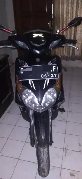 Yamaha xeon karbu 2011