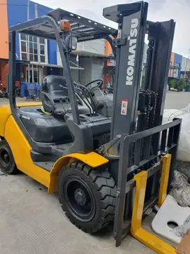 Forklift Komatsu 3 Ton,Manual,Tiang Fullfreelift,FD30-17,Tahun 2017