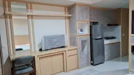 DISEWAKAN APART ORANGE COUNTY FULL FURNISH ( 32 M2 ) LOKASI STRATEGIS