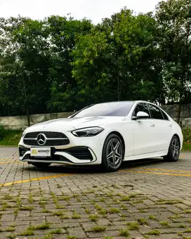 Mercedes Benz C300 AMG Line AT 2023 White On Black