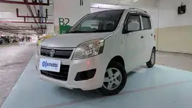 TDP 4,JT Suzuki Karimun Wagon R 1.0 GL Bensin-MT Putih 2015