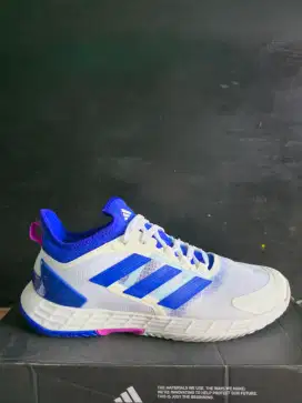 Sepatu Tenis Pria