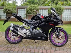 Honda CBR 250RR thn 2024 Hitam Glossy Dp 2jt