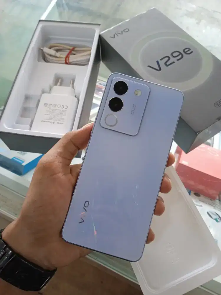 Vivo V29e Ram 8+8/256GB Snapdragon 695 Original bisa TT