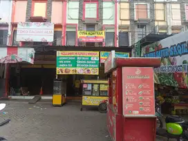 RUKO DISEWAKAN OVER KONTRAK SISA 8 BULAN