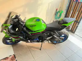 Kawasaki Zx636 2021 include OZ Brembo