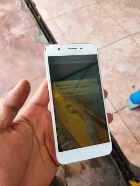 Oppo A39 minus layar