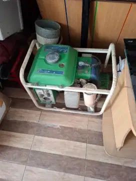Mesin genset kecil
