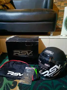 Helm Rsv New Windtail Size L
