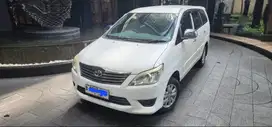 2013 Kijang Innova E AT
