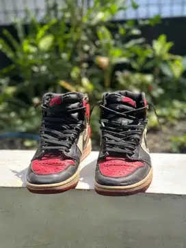 Sepatu Nike Air Jordan 1 High Bred Toe Black White Second