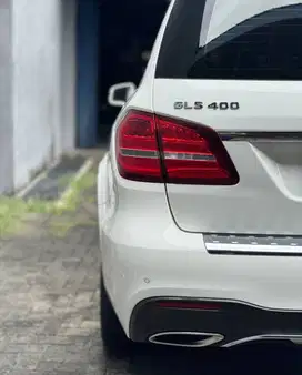 2017 Mercedes Benz GLS400