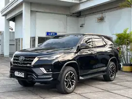 TDP 65 JUTA! KM 20 RIBUAN! FORTUNER VRZ 2.8 GR SPORT DIESEL MATIC 2022