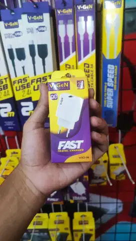 TRAVEL CHARGER 18W FAST CHARGING V-GEN VTC1-36