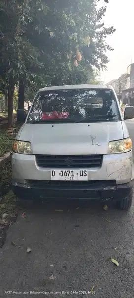 Apv minibus 2005