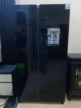 Saya mau jual kulkas gea 2 pintu merk G4D 472