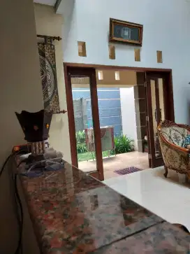 Dijual Rumah Komplek Cikutra Baru Pusat Kota Bandung