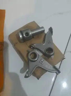 pelatuk/templar bawah honda CG
