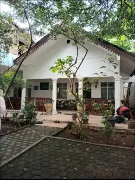 Rumah Nyaman Komplek Perumahan Billy Moon, Duren Sawit, Jakarta Timur