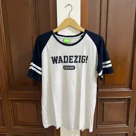 Kaos regular putih wadezig