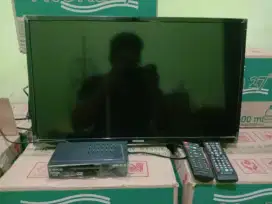TV led coocaaa 24 inch Plus antena Plus set top box