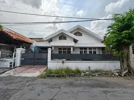 Disewakan Rumah Dharmahusada dekat kampus C unair dan galaxy mall