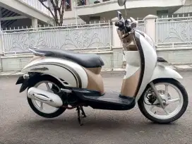 HONDA SCOOPY KARBU TAHUN 2011ORIGINAL MESIN HALUS LOKASI KIRCON