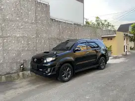 Toyota Fortuner 2.5 VNT TRD AT 2014