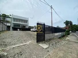 Disewakan Gedung ruko tanah dijalan panjang seberang Apt wang resident
