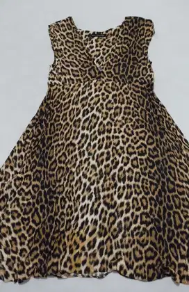 Dress ZARA motif macan