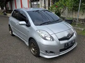 YARIS S Limited 1.5 AT 2011