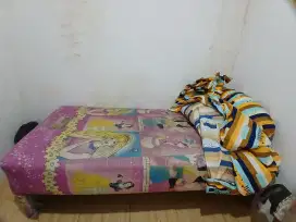 Dijual Tempat Tidur