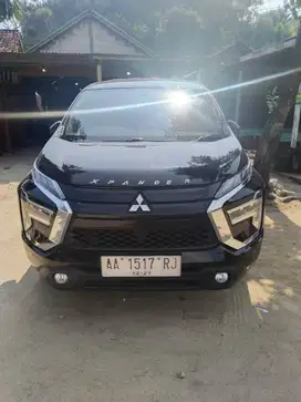 Xpander Exceed 2022 Hitam Manual Plat AA