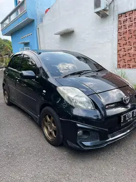 Yaris type S 2006 ( yaris bapao )