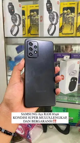 SAMSUNG A52 RAM 8/256