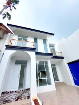 BINTARO RUMAH AMERICAN KLASIK  BRAND NEW ROOF TOP SIAP HUNI DISCOVERY