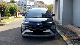 [ LOW KM ] Hyundai Stargazer X Prime 1.5 4x2 AT Hitam 2023/2024