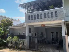 Rumah 2 Lantai Berada Tepat di Pusat Kota Cianjur