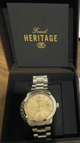 Jam Tangan Pria Fossil Heritage