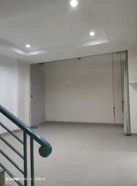 Dijual Rumah di Perumahan Permata Regency