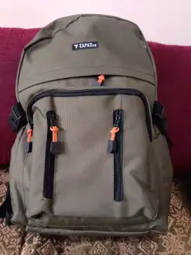 Ransel sekolah pria